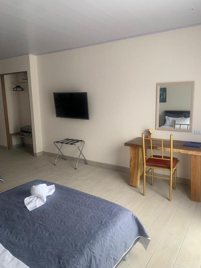 Lop Inn San Jose Aeropuerto - Costa Rica Ciudad Cariari Kültér fotó